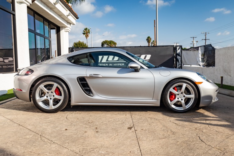 Used 2023 Porsche 718 Cayman S for sale Sold at iLusso Palm Beach in Boynton Beach FL 33426 13