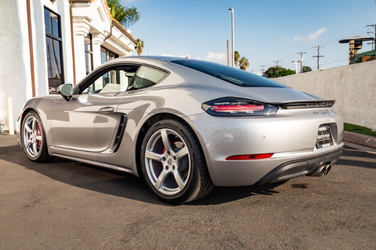 Used 2023 Porsche 718 Cayman S for sale Sold at iLusso Palm Beach in Boynton Beach FL 33426 2