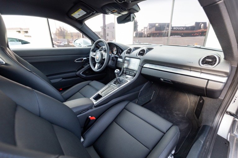 Used 2023 Porsche 718 Cayman S for sale Sold at iLusso Palm Beach in Boynton Beach FL 33426 39