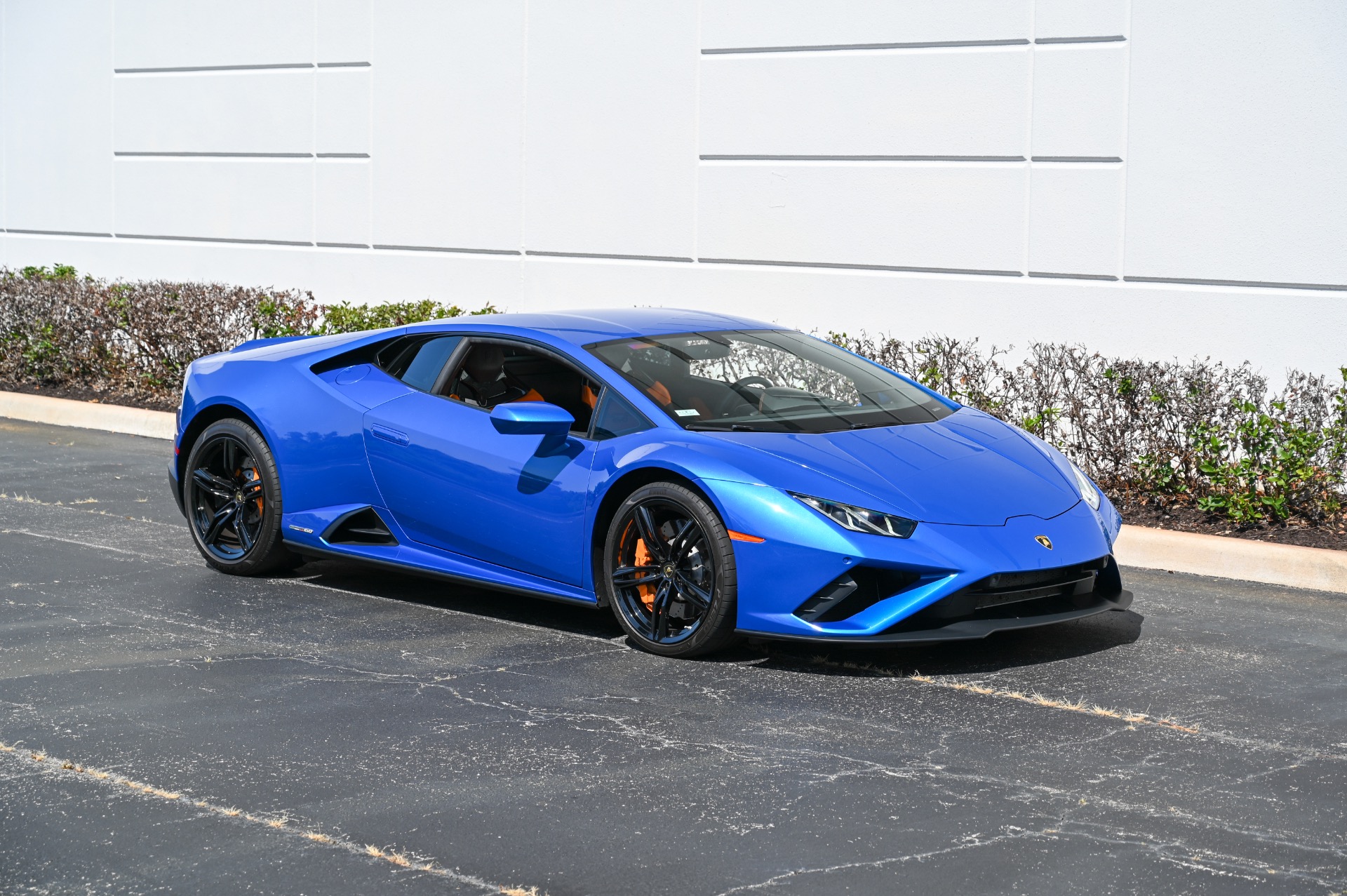 2020 Lamborghini Huracan Evo Coupe photo 2
