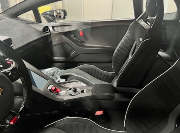 Used 2022 Lamborghini Huracan LP 640-4 STO for sale Sold at iLusso Palm Beach in Boynton Beach FL 33426 10