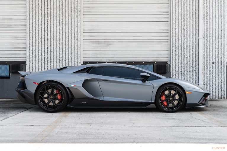 Used 2022 Lamborghini Aventador LP 780-4 Ultimae for sale Sold at iLusso Palm Beach in Boynton Beach FL 33426 5