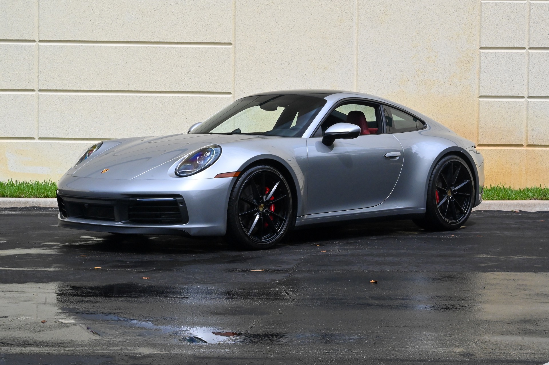 2021 Porsche 911 S photo 2
