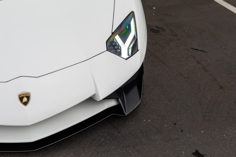 Used 2016 Lamborghini Aventador LP 750-4 SV for sale Sold at iLusso Palm Beach in Boynton Beach FL 33426 15