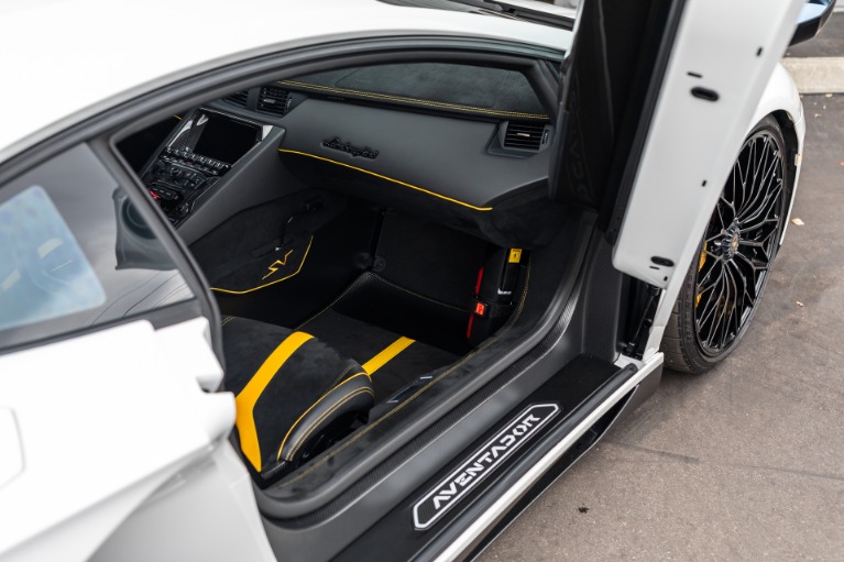 Used 2016 Lamborghini Aventador LP 750-4 SV for sale Sold at iLusso Palm Beach in Boynton Beach FL 33426 41
