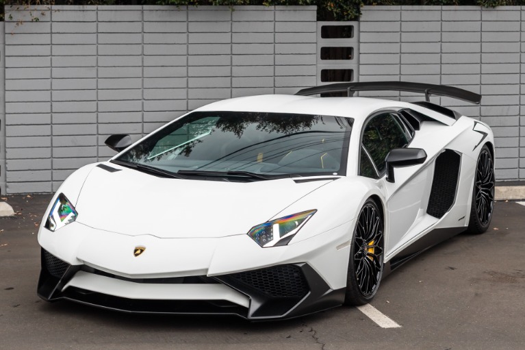 Used 2016 Lamborghini Aventador LP 750-4 SV for sale Sold at iLusso Palm Beach in Boynton Beach FL 33426 1