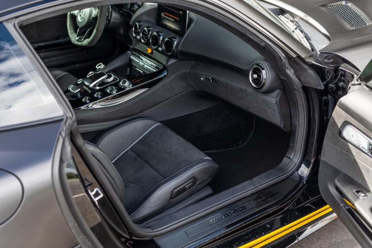Used 2018 Mercedes-Benz AMG GT R for sale Sold at iLusso Palm Beach in Boynton Beach FL 33426 36