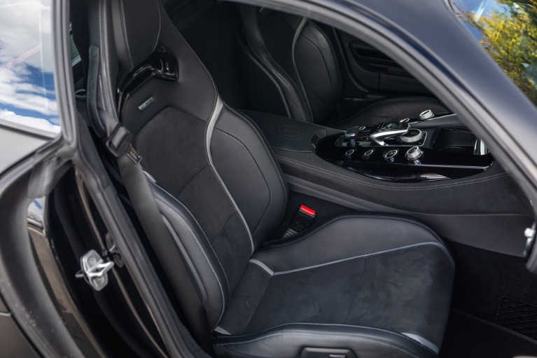 Used 2018 Mercedes-Benz AMG GT R for sale Sold at iLusso Palm Beach in Boynton Beach FL 33426 38