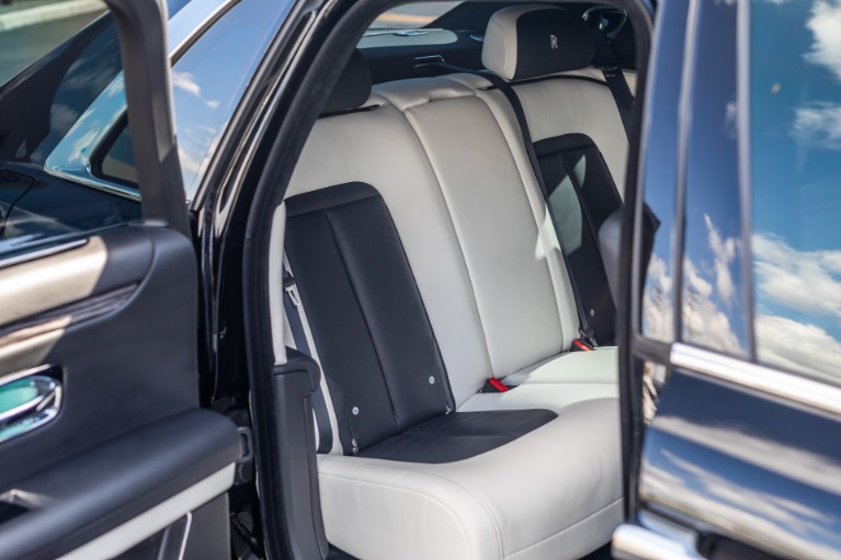 Used 2022 Rolls-Royce Ghost for sale Sold at iLusso Palm Beach in Boynton Beach FL 33426 32
