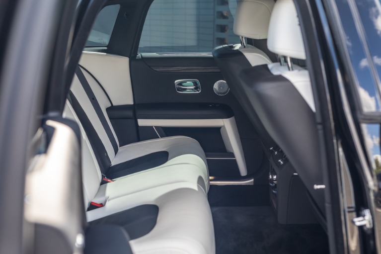 Used 2022 Rolls-Royce Ghost for sale Sold at iLusso Palm Beach in Boynton Beach FL 33426 34