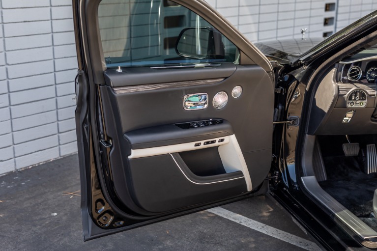 Used 2022 Rolls-Royce Ghost for sale Sold at iLusso Palm Beach in Boynton Beach FL 33426 46