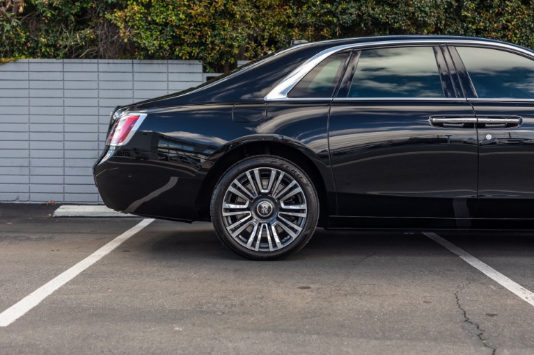 Used 2022 Rolls-Royce Ghost for sale Sold at iLusso Palm Beach in Boynton Beach FL 33426 9