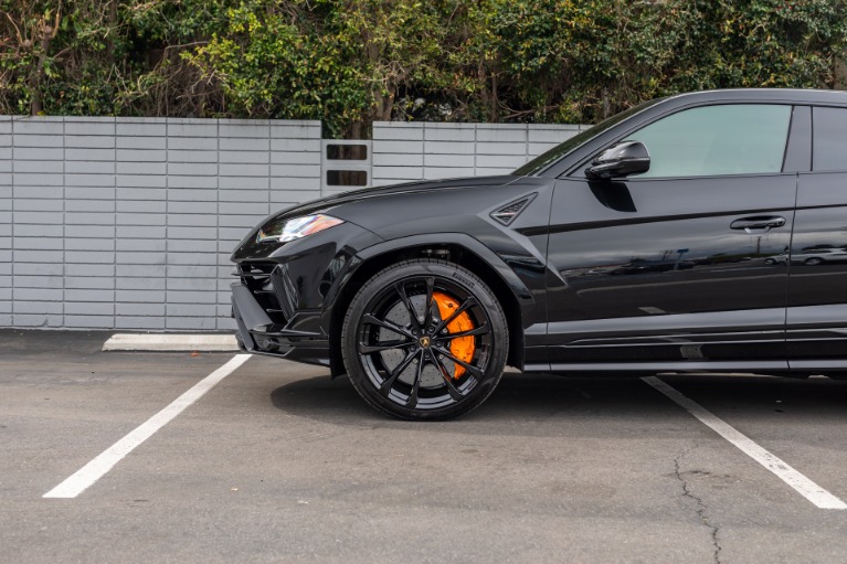 Used 2023 Lamborghini Urus S for sale Sold at iLusso Palm Beach in Boynton Beach FL 33426 21