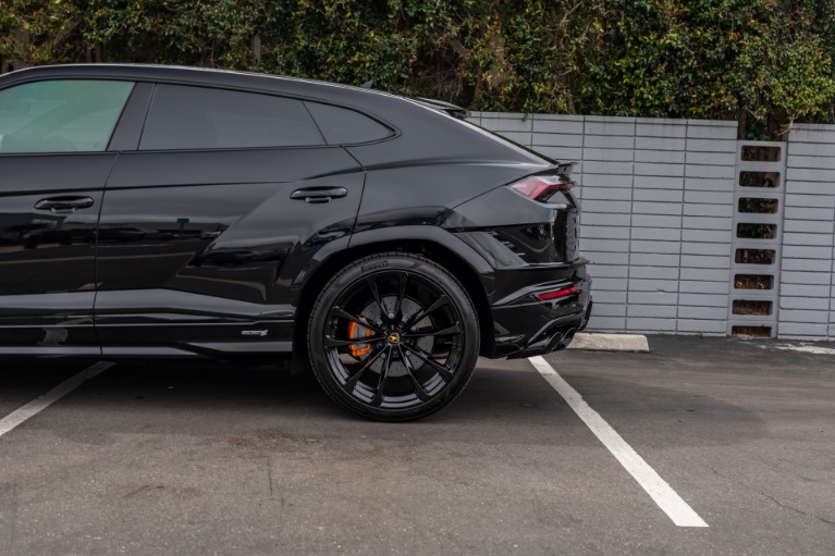 Used 2023 Lamborghini Urus S for sale Sold at iLusso Palm Beach in Boynton Beach FL 33426 22