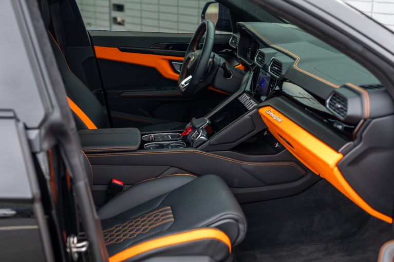 Used 2023 Lamborghini Urus S for sale Sold at iLusso Palm Beach in Boynton Beach FL 33426 40