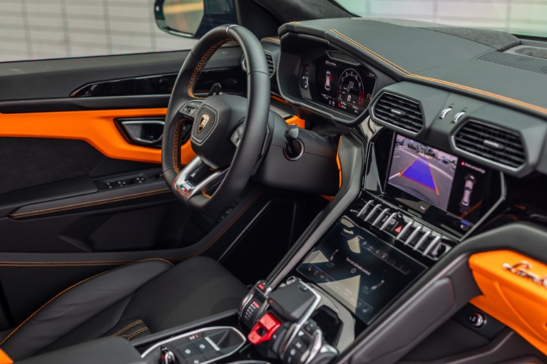 Used 2023 Lamborghini Urus S for sale Sold at iLusso Palm Beach in Boynton Beach FL 33426 46