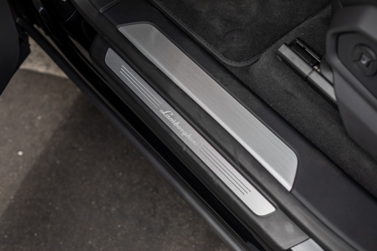 Used 2023 Lamborghini Urus S for sale Sold at iLusso Palm Beach in Boynton Beach FL 33426 57