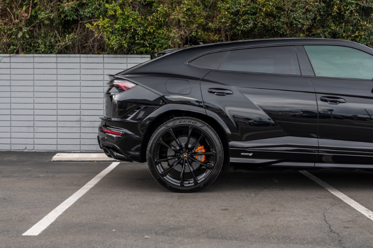 Used 2023 Lamborghini Urus S for sale Sold at iLusso Palm Beach in Boynton Beach FL 33426 9