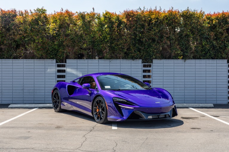 Used 2023 McLaren Artura for sale Sold at iLusso Palm Beach in Boynton Beach FL 33426 12