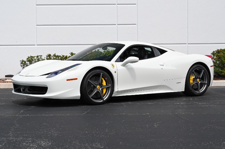 Used 2014 Ferrari 458 Italia for sale Sold at iLusso Palm Beach in Boynton Beach FL 33426 2
