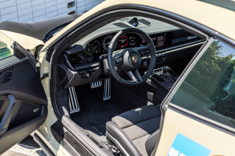 Used 2024 Porsche 911 Dakar for sale Sold at iLusso Palm Beach in Boynton Beach FL 33426 42