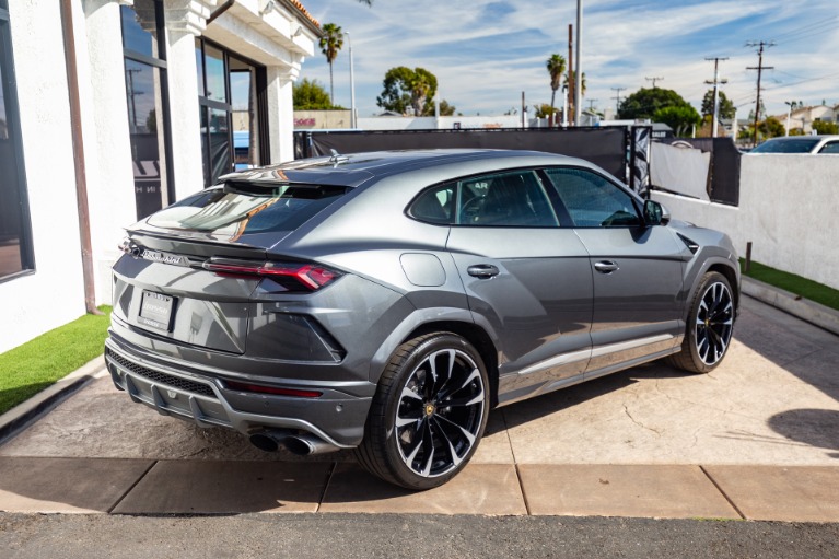 Used 2019 Lamborghini Urus for sale Sold at iLusso Palm Beach in Boynton Beach FL 33426 10