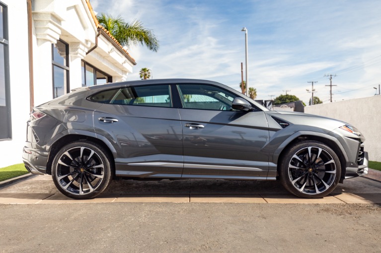 Used 2019 Lamborghini Urus for sale Sold at iLusso Palm Beach in Boynton Beach FL 33426 13