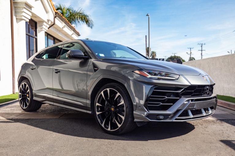 Used 2019 Lamborghini Urus for sale Sold at iLusso Palm Beach in Boynton Beach FL 33426 15