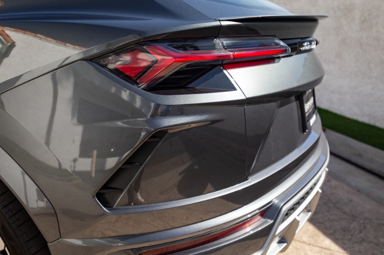 Used 2019 Lamborghini Urus for sale Sold at iLusso Palm Beach in Boynton Beach FL 33426 24