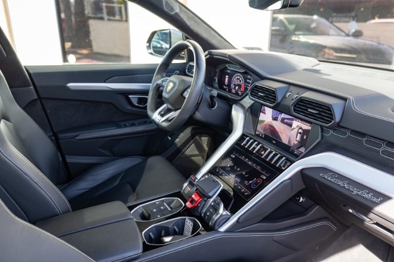 Used 2019 Lamborghini Urus for sale Sold at iLusso Palm Beach in Boynton Beach FL 33426 37