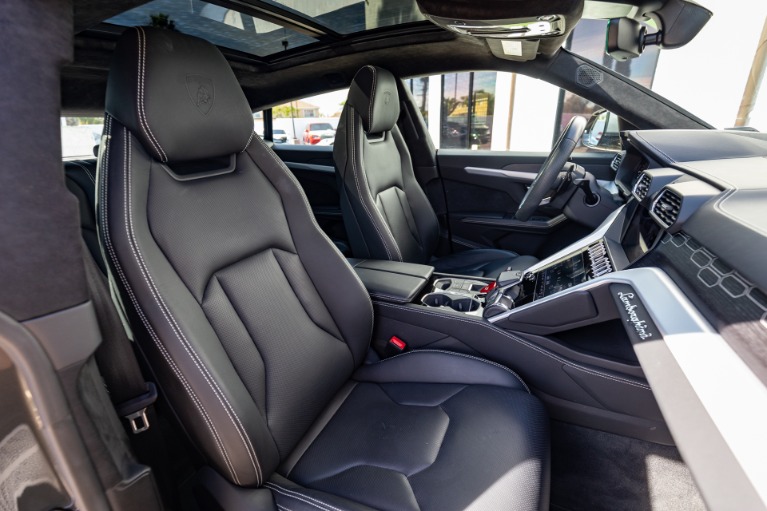Used 2019 Lamborghini Urus for sale Sold at iLusso Palm Beach in Boynton Beach FL 33426 38
