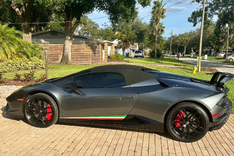 Used 2019 Lamborghini Huracan LP 640-4 Performante Spyder for sale $315,000 at iLusso Palm Beach in Boynton Beach FL