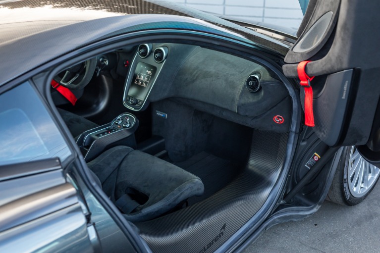 Used 2020 McLaren 620R for sale Sold at iLusso Palm Beach in Boynton Beach FL 33426 38