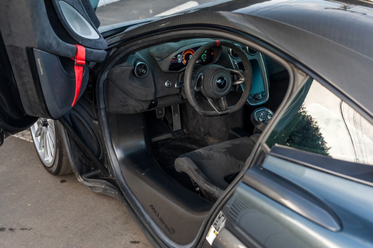 Used 2020 McLaren 620R for sale Sold at iLusso Palm Beach in Boynton Beach FL 33426 5