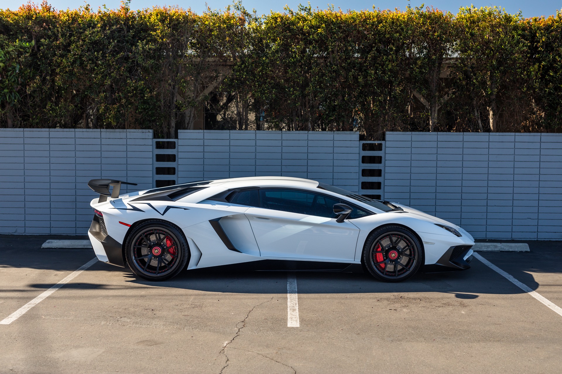 2016 Lamborghini Aventador LP 750-4 Superveloce photo 3
