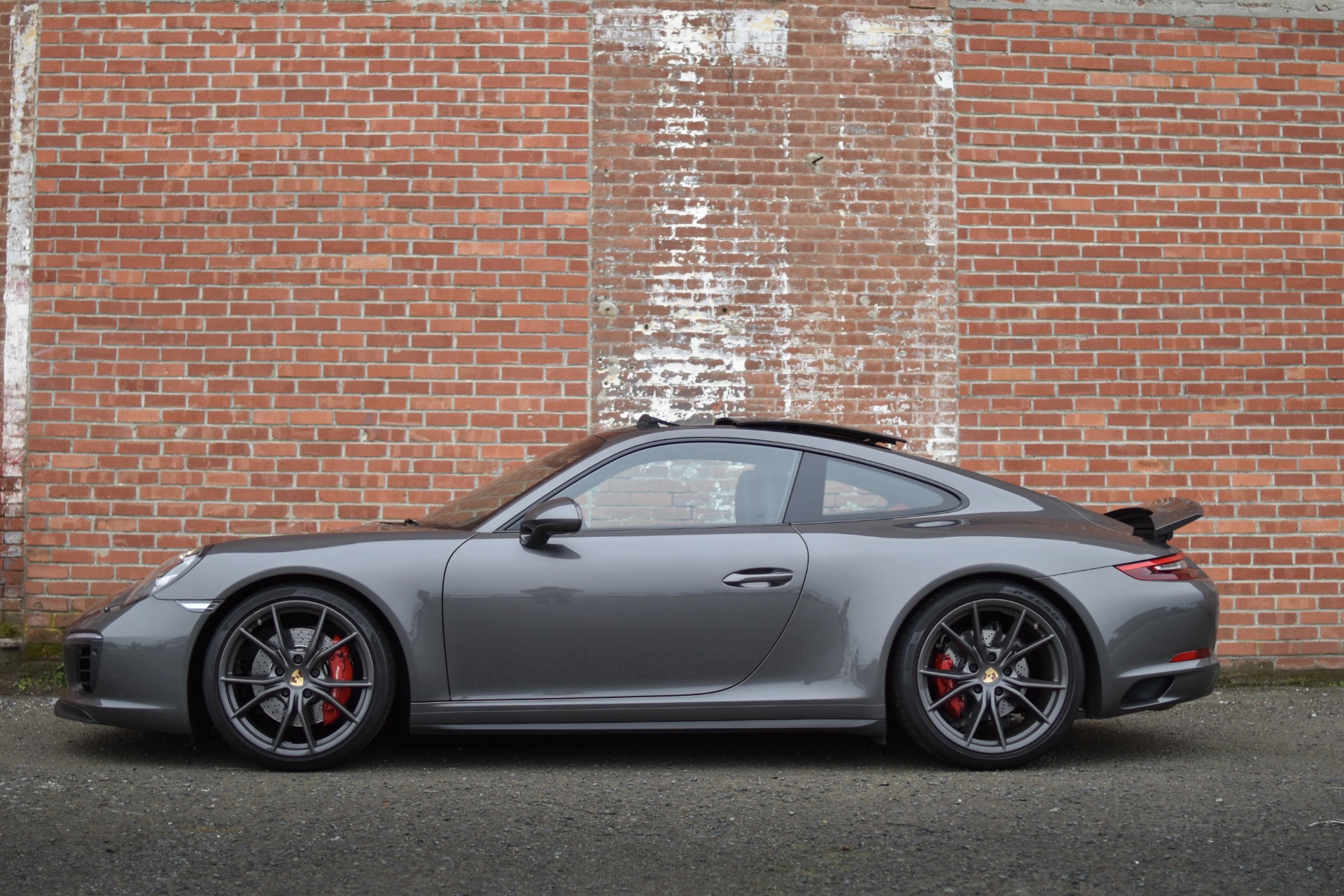 2017 Porsche 911 4S photo 4
