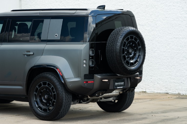 Used 2025 Land Rover Defender 110 OCTA Edition One for sale Sold at iLusso Palm Beach in Boynton Beach FL 33426 17