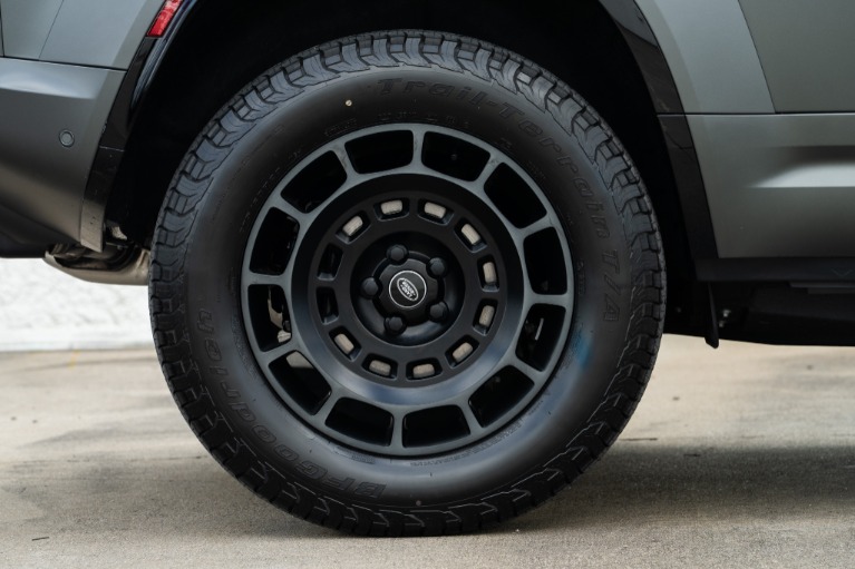 Used 2025 Land Rover Defender 110 OCTA Edition One for sale Sold at iLusso Palm Beach in Boynton Beach FL 33426 18