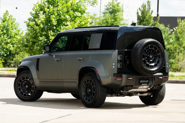 Used 2025 Land Rover Defender 110 OCTA Edition One for sale Sold at iLusso Palm Beach in Boynton Beach FL 33426 2