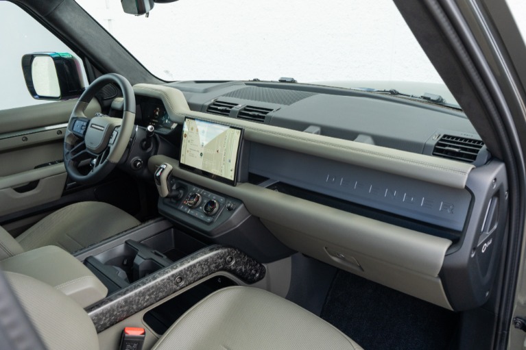 Used 2025 Land Rover Defender 110 OCTA Edition One for sale Sold at iLusso Palm Beach in Boynton Beach FL 33426 22
