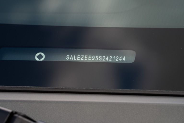 Used 2025 Land Rover Defender 110 OCTA Edition One for sale Sold at iLusso Palm Beach in Boynton Beach FL 33426 36