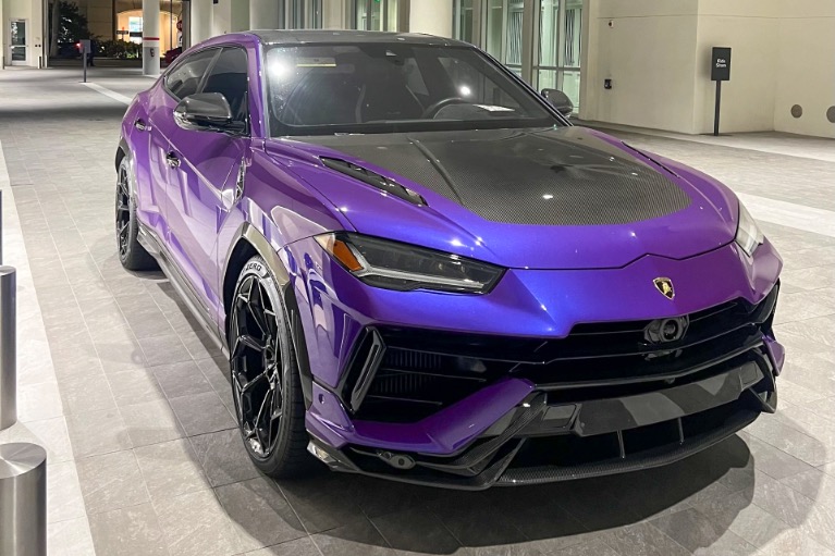Used 2023 Lamborghini Urus Performante for sale $294,900 at iLusso Palm Beach in Boynton Beach FL