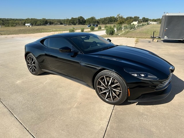 2020 Aston Martin DB11 AM5 photo 3