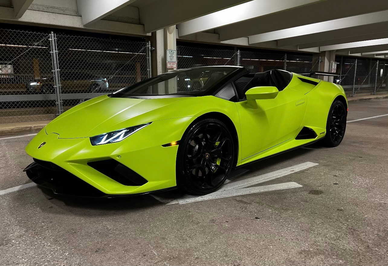 2021 Lamborghini Huracan Evo Spyder photo 2