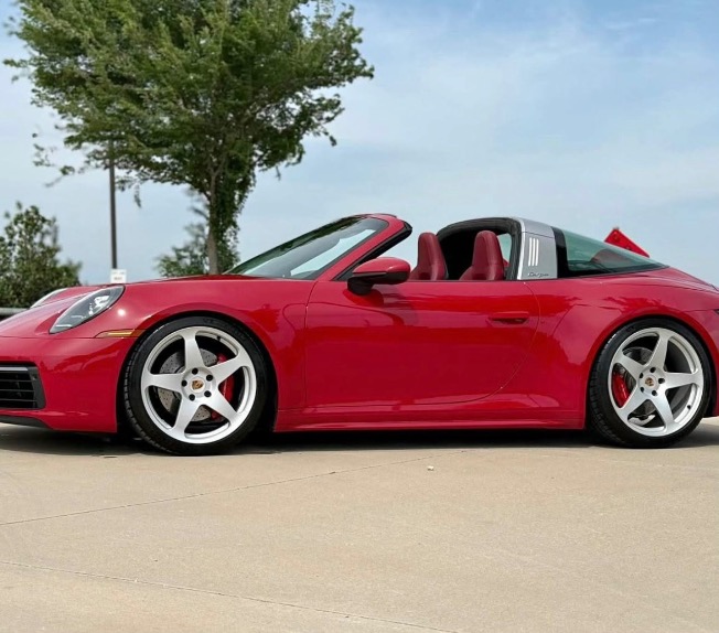 Used 2021 Porsche 911 Targa 4S for sale $198,900 at iLusso Palm Beach in Boynton Beach FL