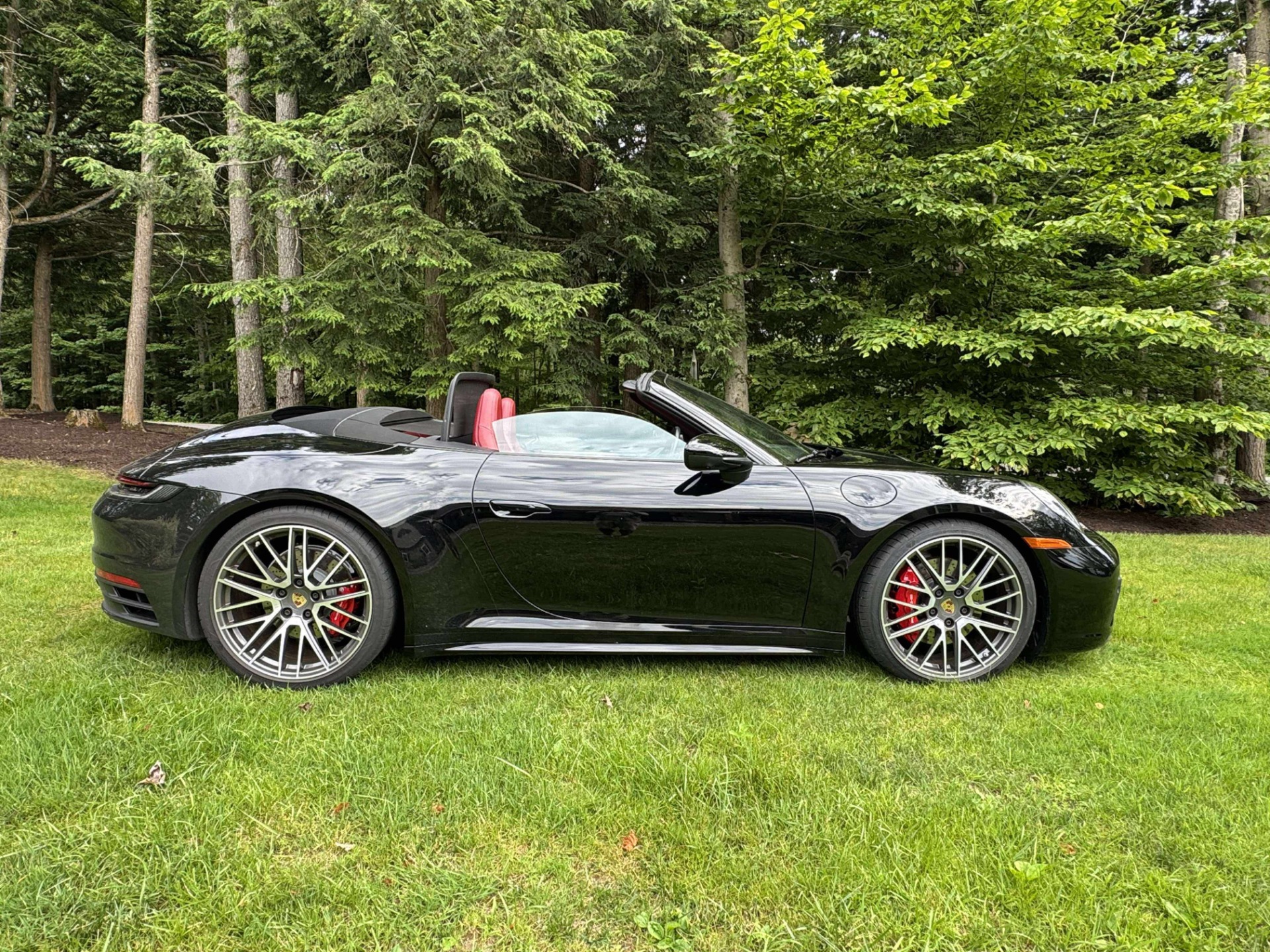 2021 Porsche 911 S photo 2