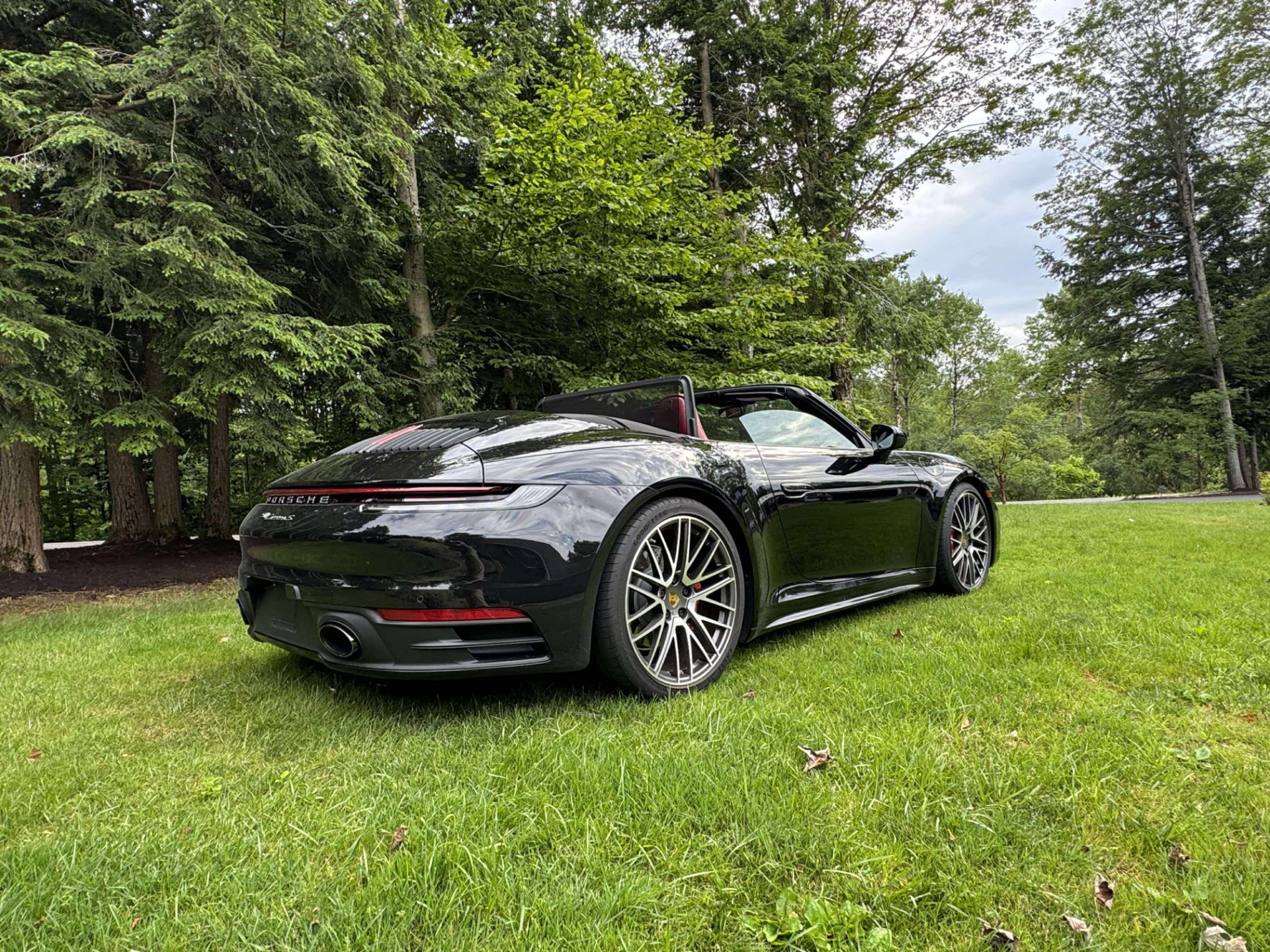 2021 Porsche 911 S photo 4