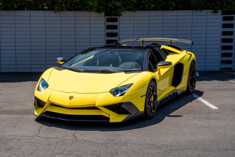 Used 2016 Lamborghini Aventador LP 750-4 SV for sale $645,000 at iLusso Palm Beach in Boynton Beach FL