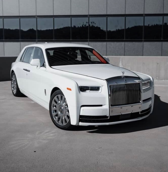 2020 Rolls Royce Phantom photo 2