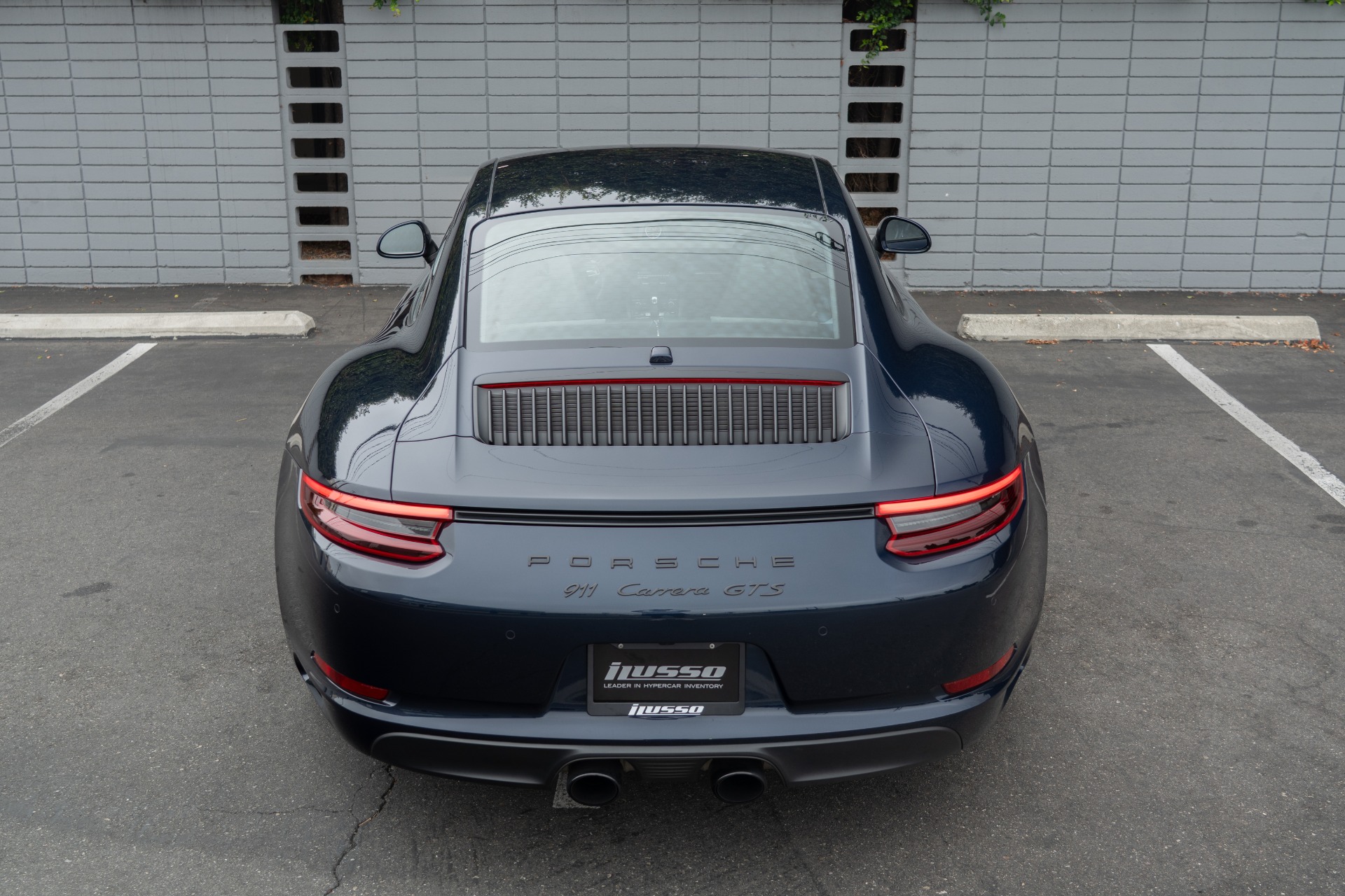 2017 Porsche 911 GTS photo 3